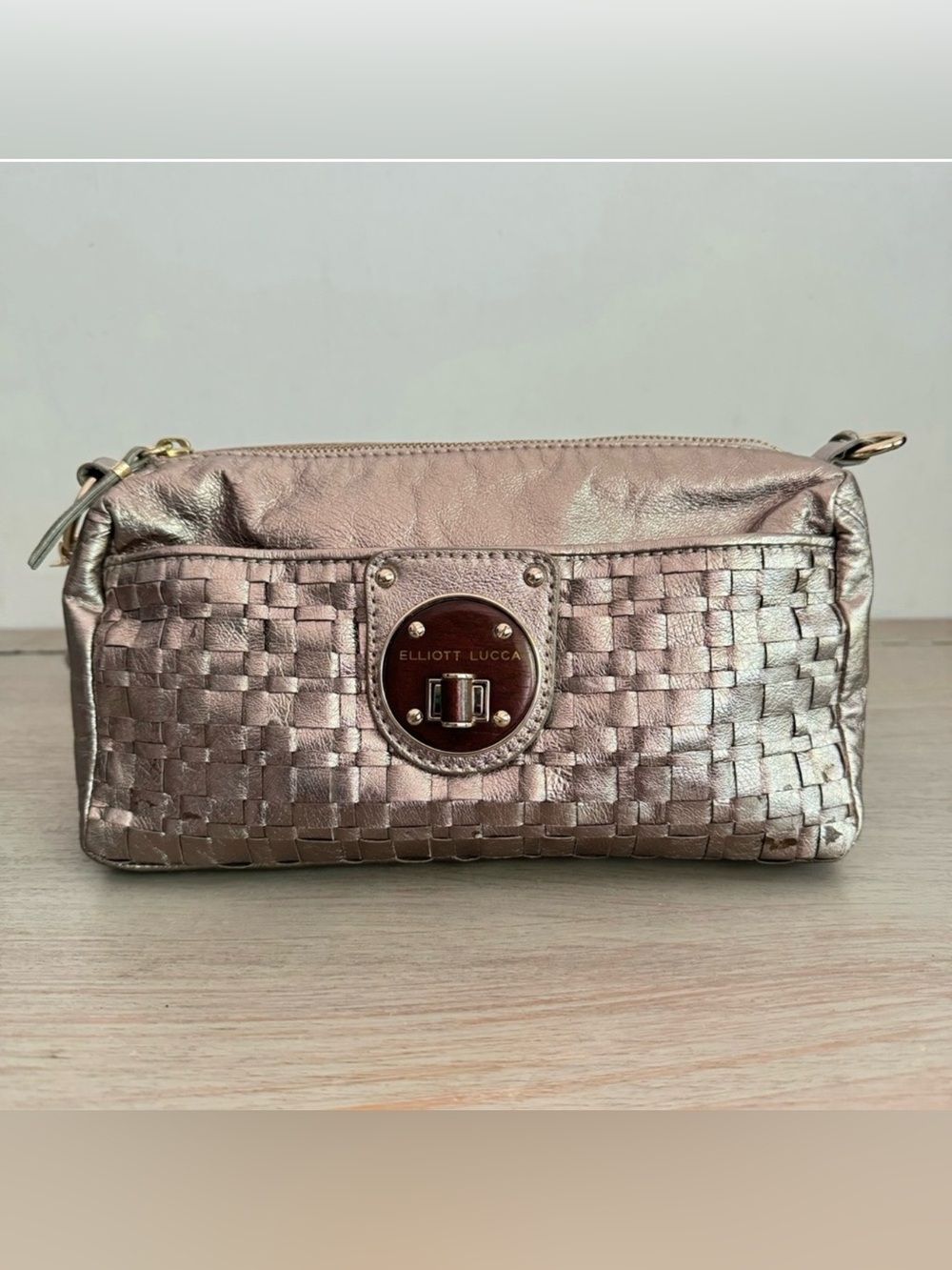 Elliott Lucca Gold Metallic Basket‎ Weave Woven Leather Crossbody Bag Purse